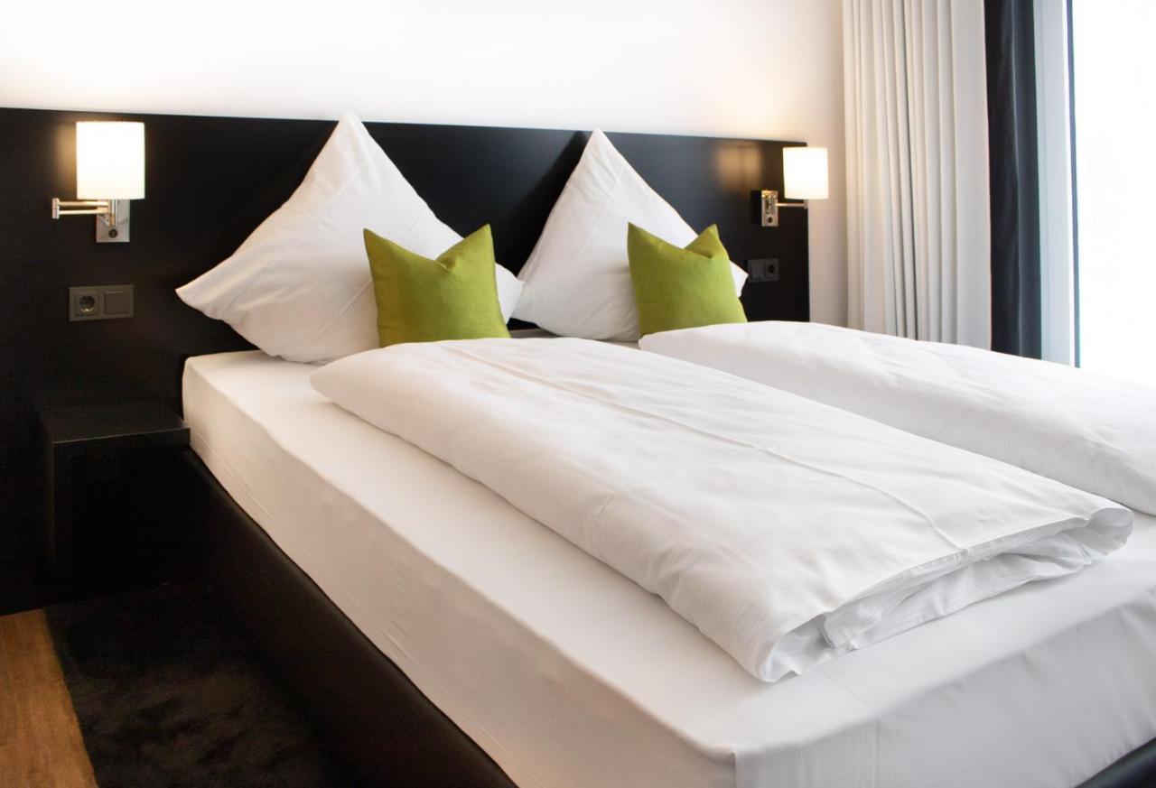 Swf Hotel By Wmm Hotels Gochsheim Exteriör bild